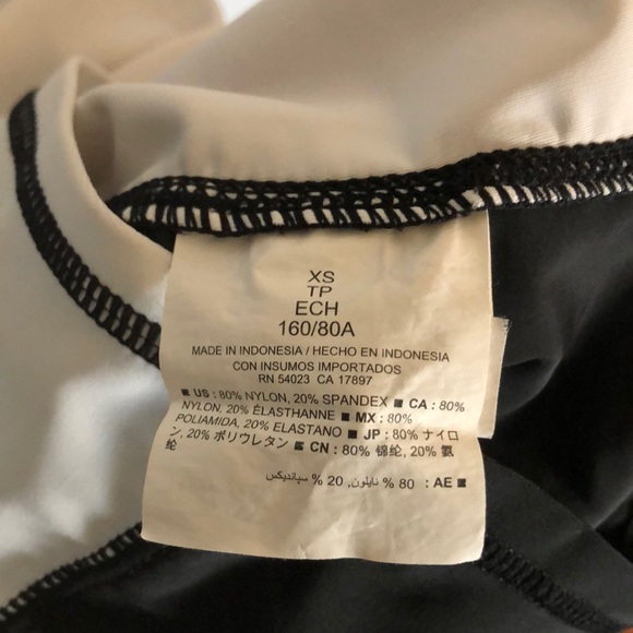 Tank Rashguard - Picture 3 of 4